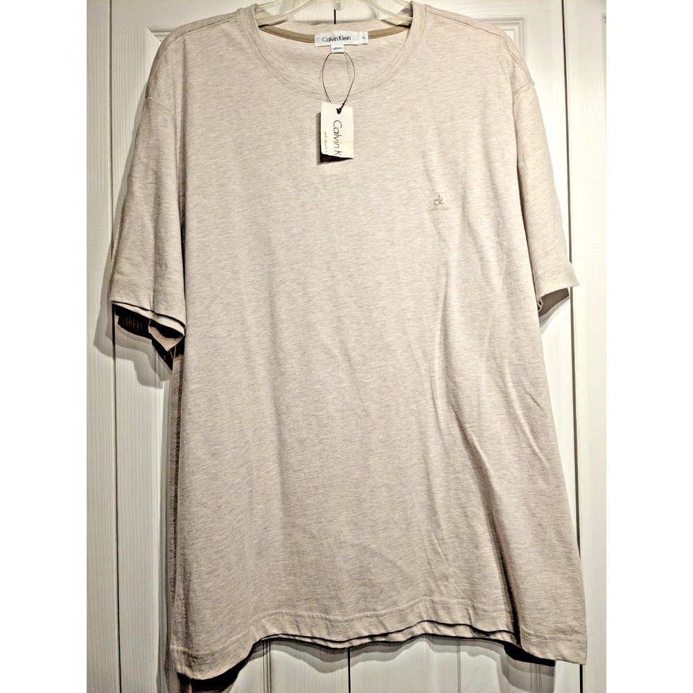 NWT Calvin Klein Womans Size XL Short Sleeve Tshirt Raised Logo On Front Oatmeal